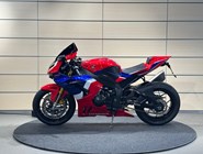 Honda CBR1000RR-R Fireblade SP
