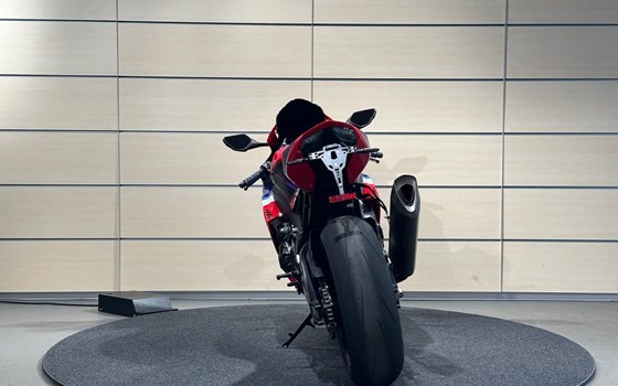 Gebrauchtmotorrad Honda CBR1000RR-R Fireblade SP - Bild 11