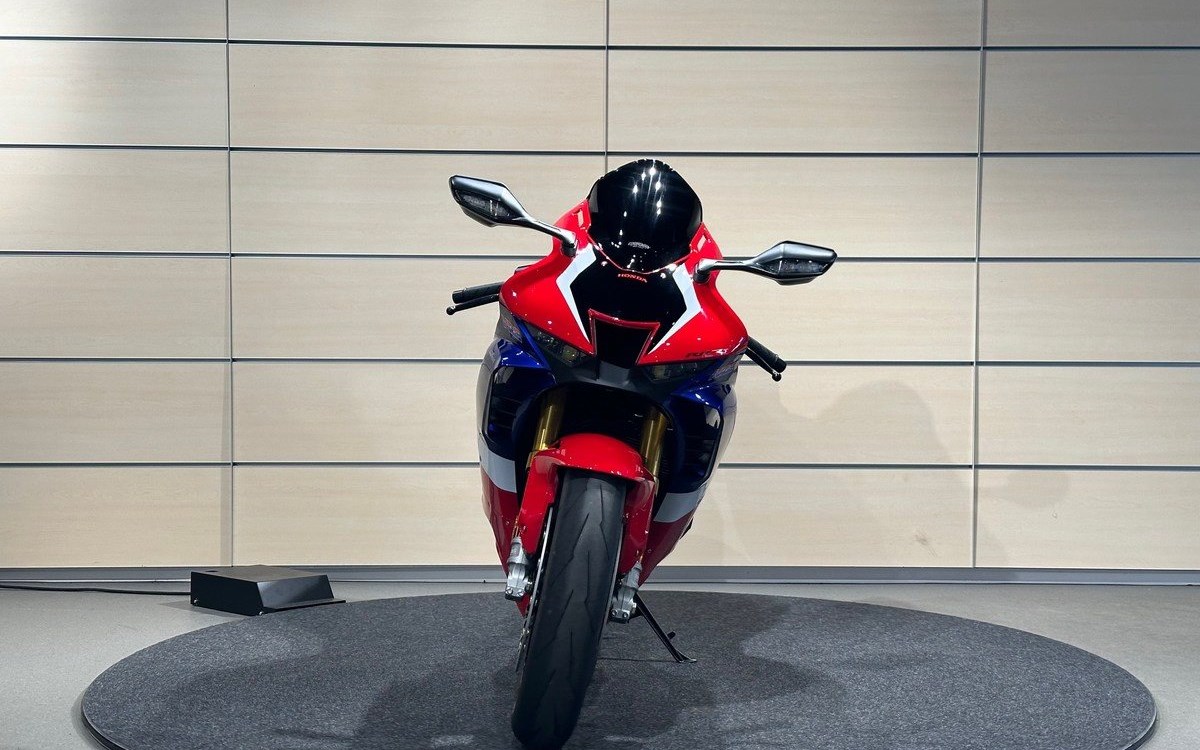 Angebot Honda CBR1000RR-R Fireblade SP