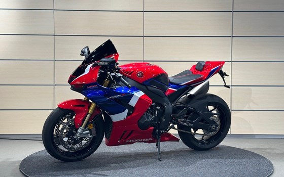 Gebrauchtmotorrad Honda CBR1000RR-R Fireblade SP - Bild 6