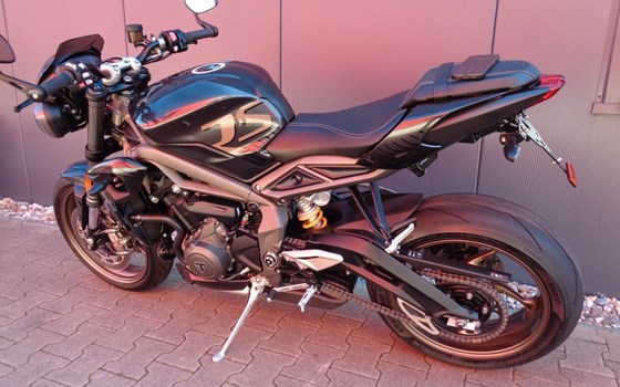 Gebrauchtmotorrad Triumph Street Triple RS - Bild 10