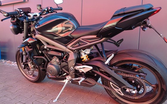 Gebrauchtmotorrad Triumph Street Triple RS - Bild 11