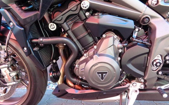 Gebrauchtmotorrad Triumph Street Triple RS - Bild 13