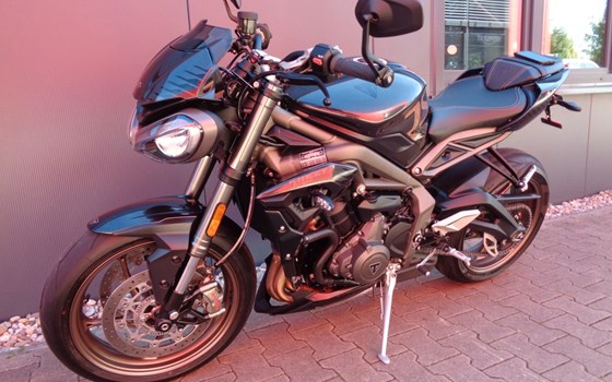 Gebrauchtmotorrad Triumph Street Triple RS - Bild 9