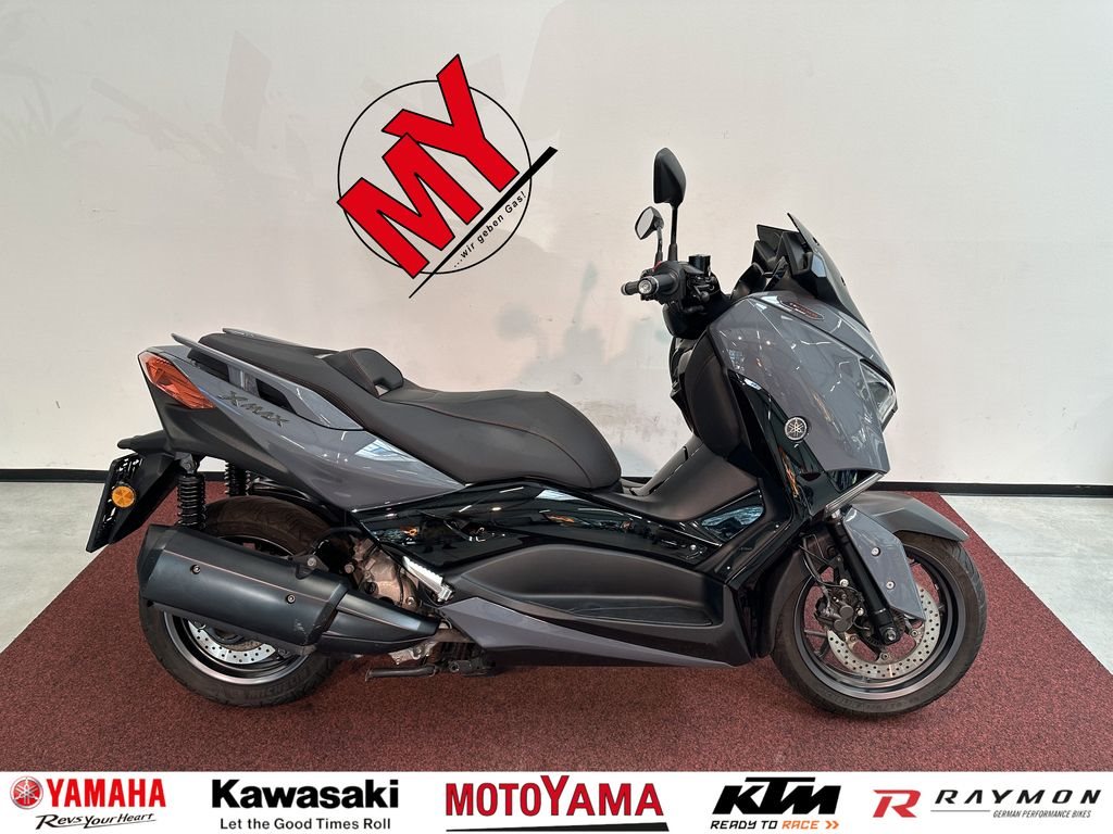 Yamaha XMAX 300 Tech MAX