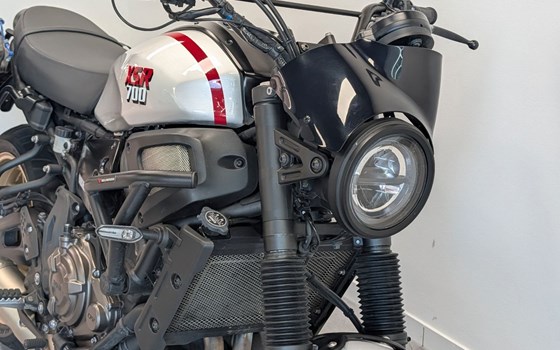 Gebrauchtmotorrad Yamaha XSR700 XTribute - Bild 6