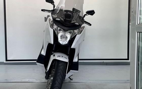 Gebrauchtmotorrad Honda Integra - Bild 4