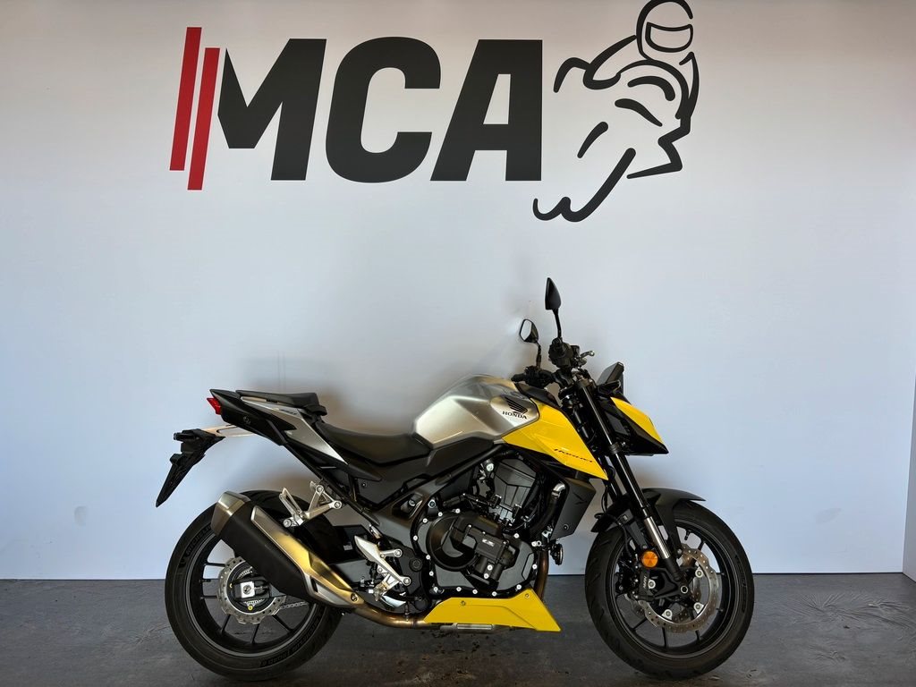 Honda CB750 Hornet E-Clutch