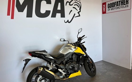 Gebrauchtmotorrad Honda CB750 Hornet E-Clutch - Bild 2