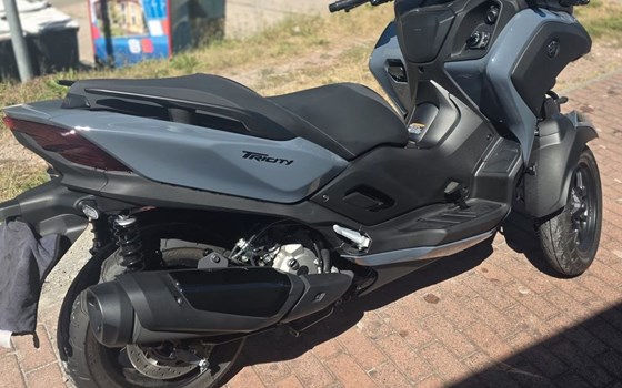 Gebrauchtmotorrad Yamaha Tricity 300 Airbag - Bild 11