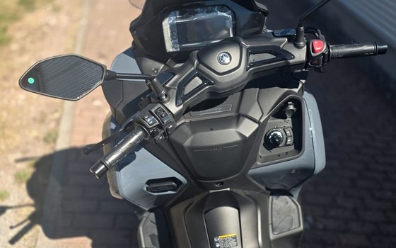 Gebrauchtmotorrad Yamaha Tricity 300 Airbag - Bild 4