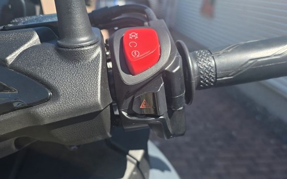 Gebrauchtmotorrad Yamaha Tricity 300 Airbag - Bild 6