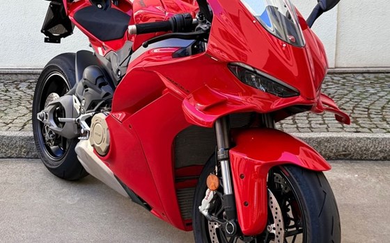 Gebrauchtmotorrad Ducati Panigale V4 - Bild 2