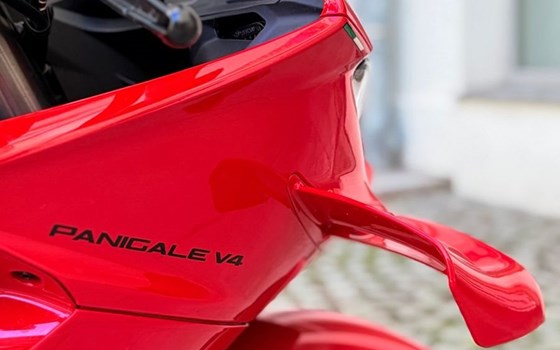Gebrauchtmotorrad Ducati Panigale V4 - Bild 4
