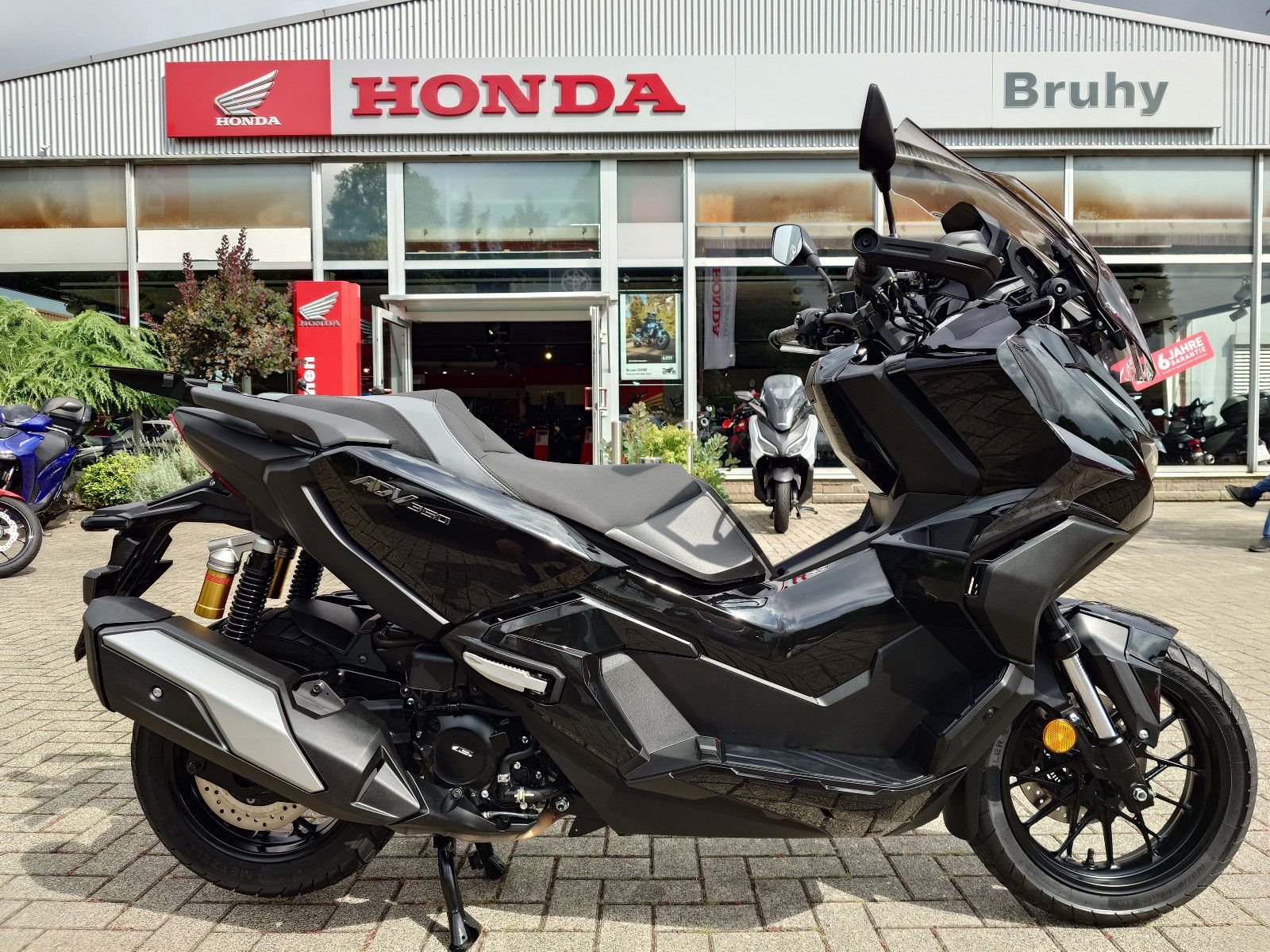 Honda ADV350