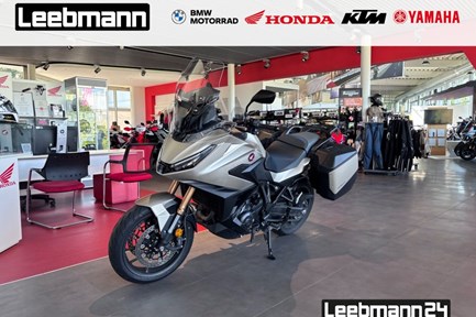 Honda NT1100 DCT Electronic Suspension