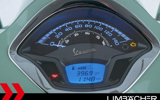 Gebrauchtmotorrad Vespa GTS 300 Yacht Club - Bild 12