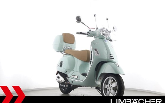 Gebrauchtmotorrad Vespa GTS 300 Yacht Club - Bild 2