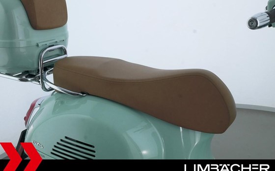 Gebrauchtmotorrad Vespa GTS 300 Yacht Club - Bild 24