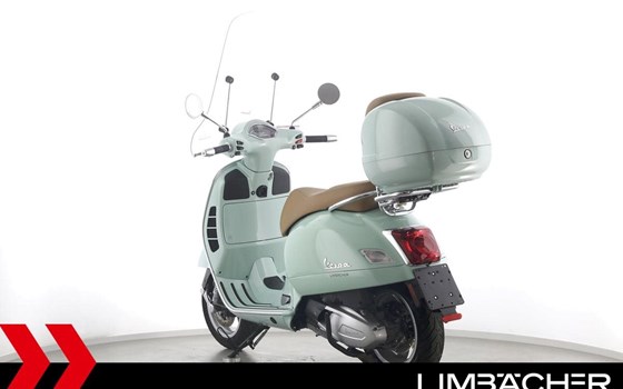 Gebrauchtmotorrad Vespa GTS 300 Yacht Club - Bild 7
