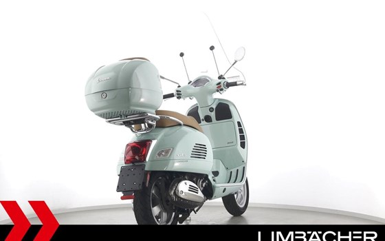 Gebrauchtmotorrad Vespa GTS 300 Yacht Club - Bild 8