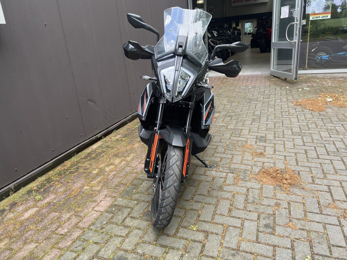 KTM 890 Adventure