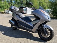 Honda Forza 300
