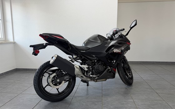 Neufahrzeug Kawasaki Ninja 500 SE - Bild 3