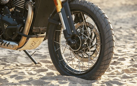 Neufahrzeug Triumph Scrambler 400 XC - Bild 11