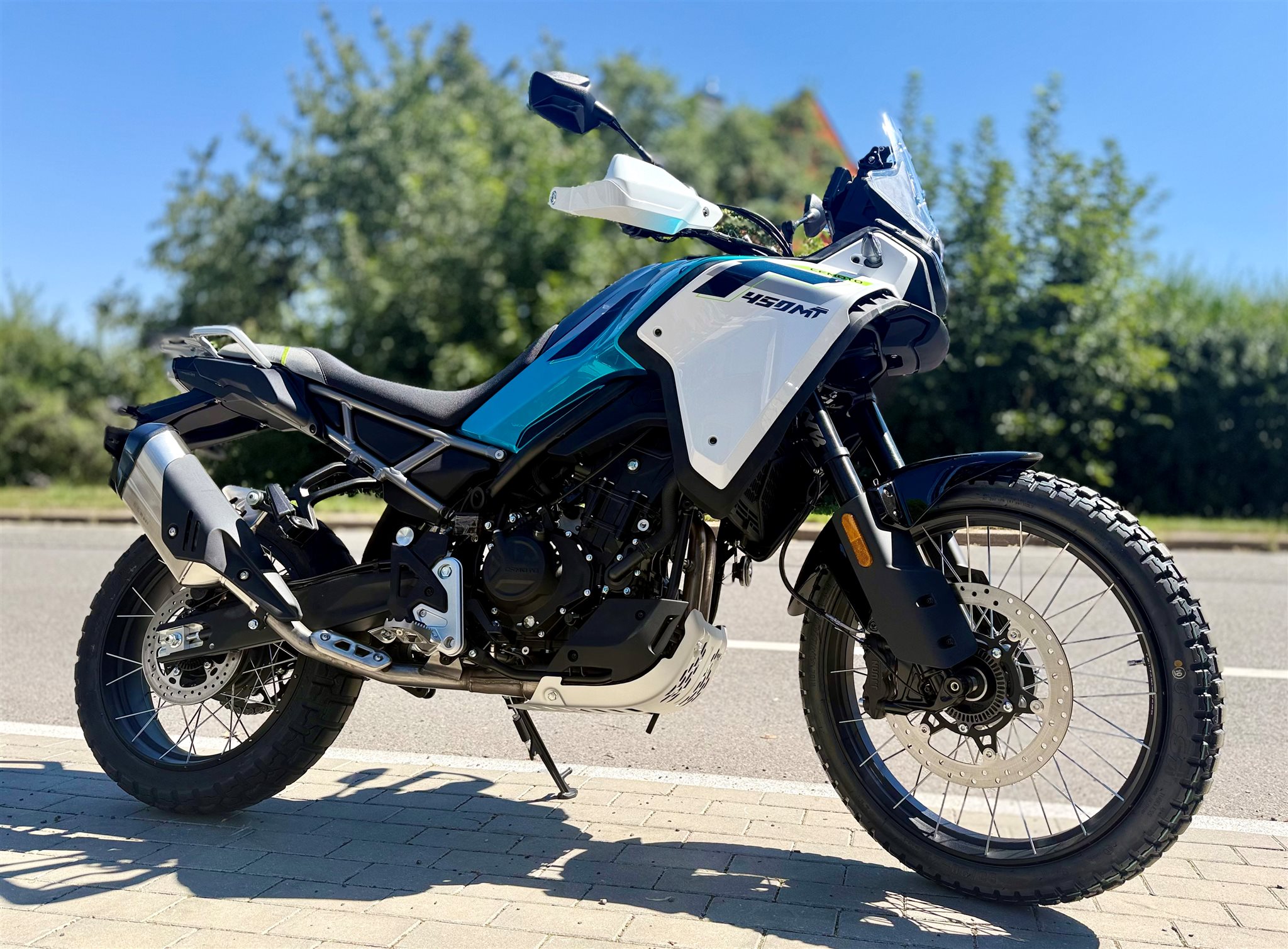 CFMOTO 450MT