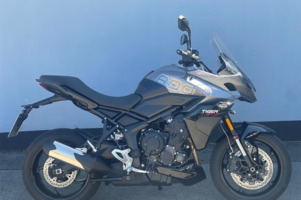 Triumph Tiger Sport 800
