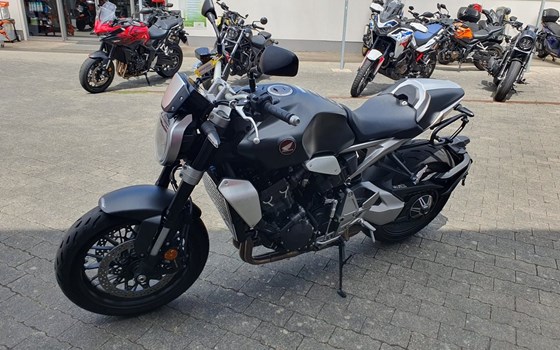 Gebrauchtmotorrad Honda CB 1000 R - Bild 12