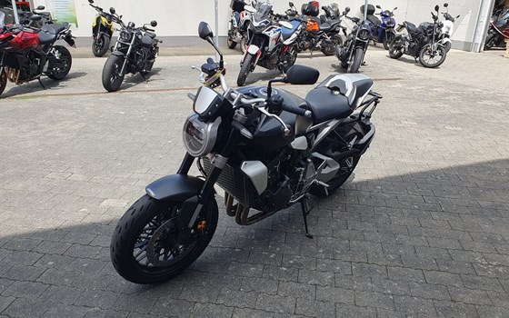 Gebrauchtmotorrad Honda CB 1000 R - Bild 14