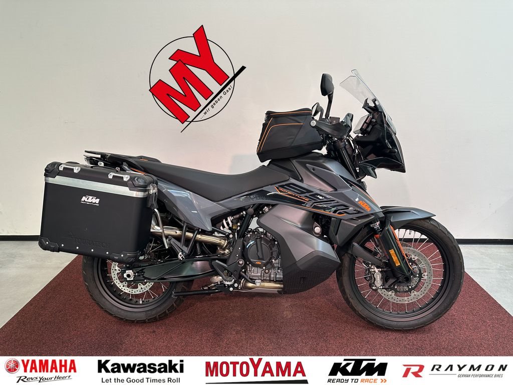 KTM 890 Adventure 