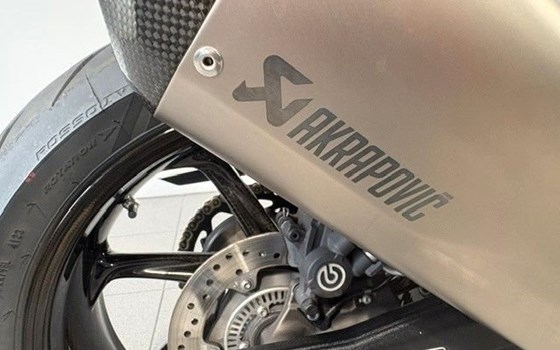 Gebrauchtmotorrad BMW S 1000 R - Bild 12