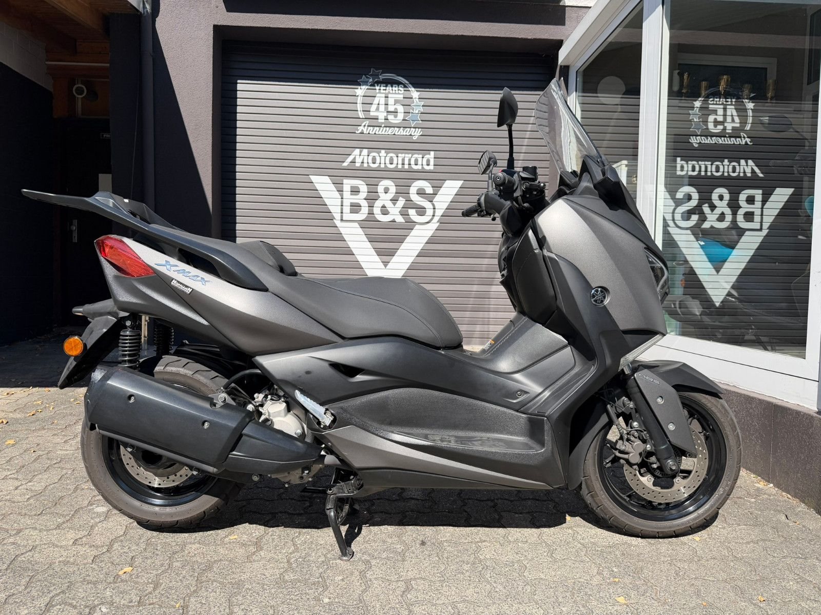 Yamaha XMAX 300