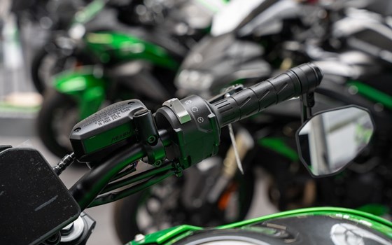 Neufahrzeug Kawasaki Z900 - Bild 9