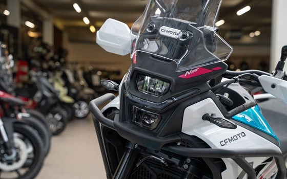 Neufahrzeug CFMOTO 450MT - Bild 11