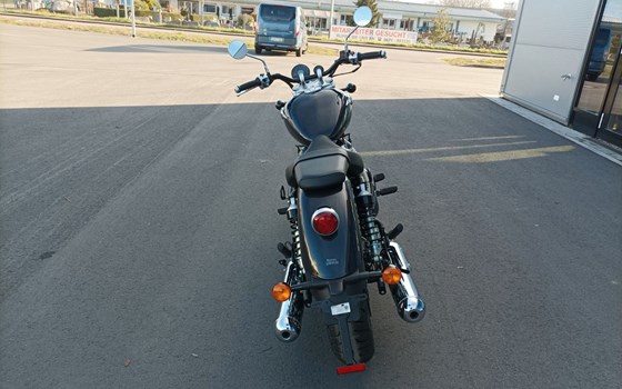 Neufahrzeug Royal Enfield Super Meteor 650 - Bild 10
