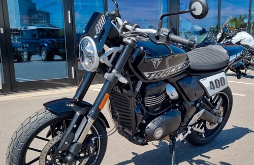 Neumotorrad Triumph Tracker 400