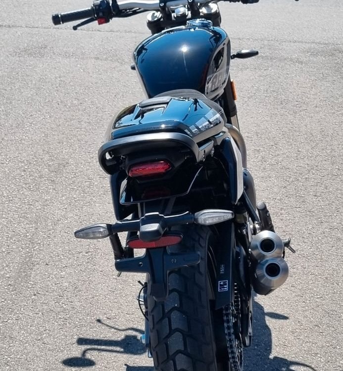 Angebot Triumph Tracker 400