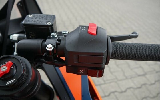 Gebrauchtmotorrad KTM RC 390 - Bild 13