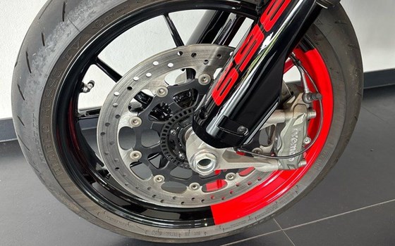 Gebrauchtmotorrad Ducati Hypermotard 698 Mono RVE - Bild 2