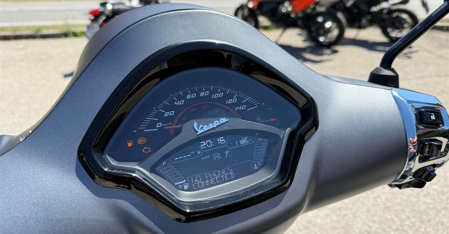Angebot Vespa GTS 125 Super Sport