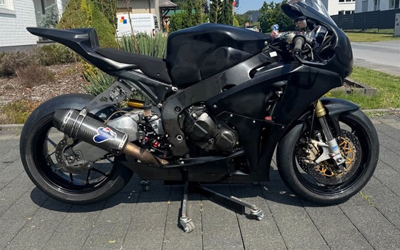 Gebrauchtmotorrad Honda CBR1000RR Fireblade - Bild 3