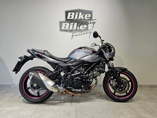 Suzuki SV650X (mehrfärbig) - Bild 2
