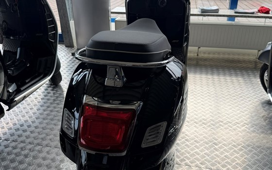 Gebrauchtmotorrad Vespa GTS 310 Super - Bild 4