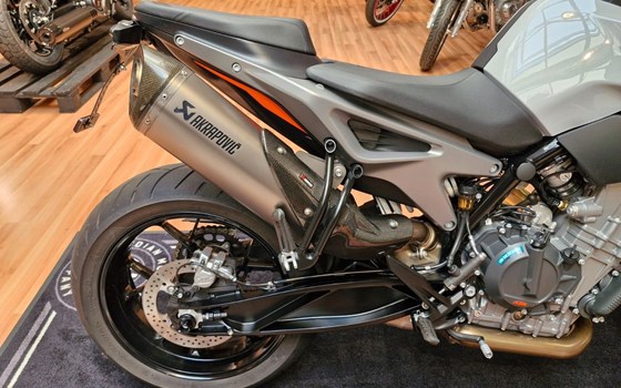 Gebrauchtmotorrad KTM 790 Duke L - Bild 6