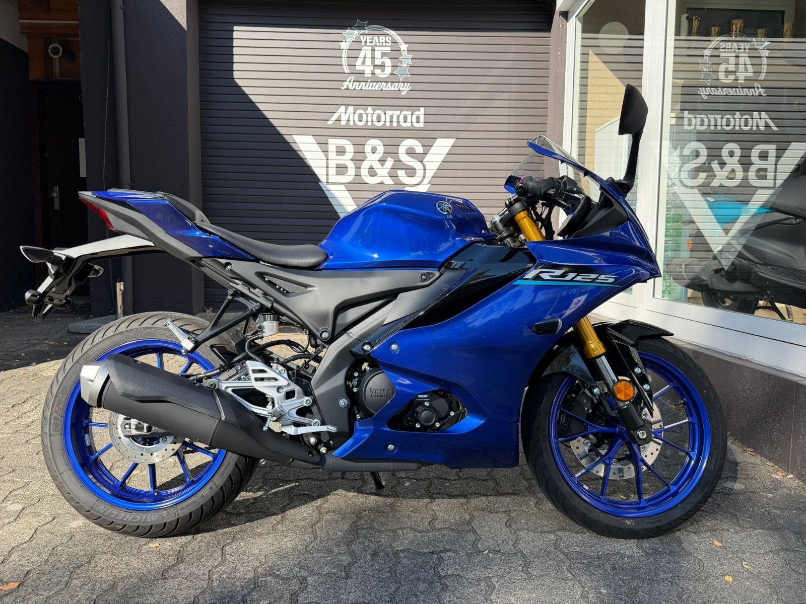 Yamaha R125