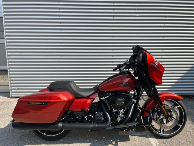 Harley-Davidson Street Glide FLHX (schwarz) - Bild 2